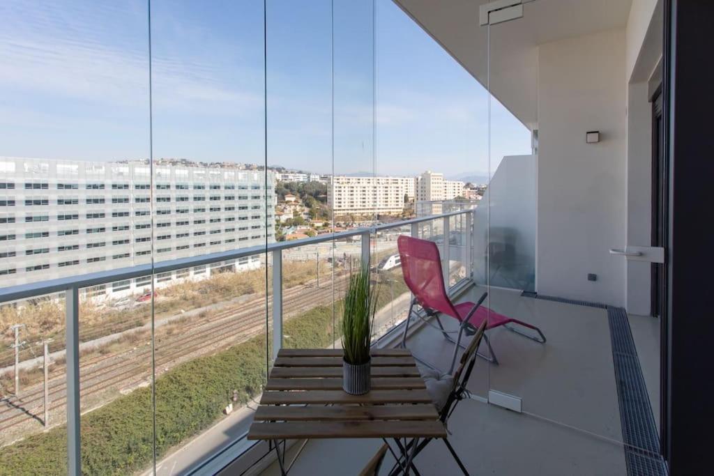 L17 Arenas Suite 3 Balconies 5Mins To The Sea Nizza Exterior foto