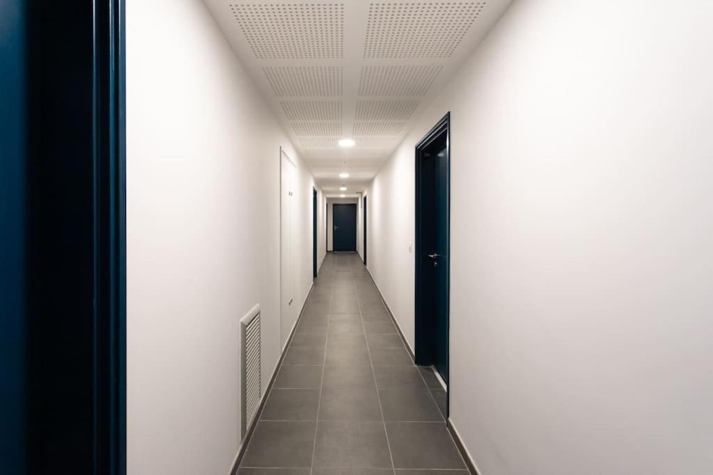 L17 Arenas Suite 3 Balconies 5Mins To The Sea Nizza Exterior foto